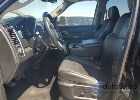 2014 Ram 1500 Laramie z USA, uszkodzony, nr VIN 1C6RR7VT2ES446923